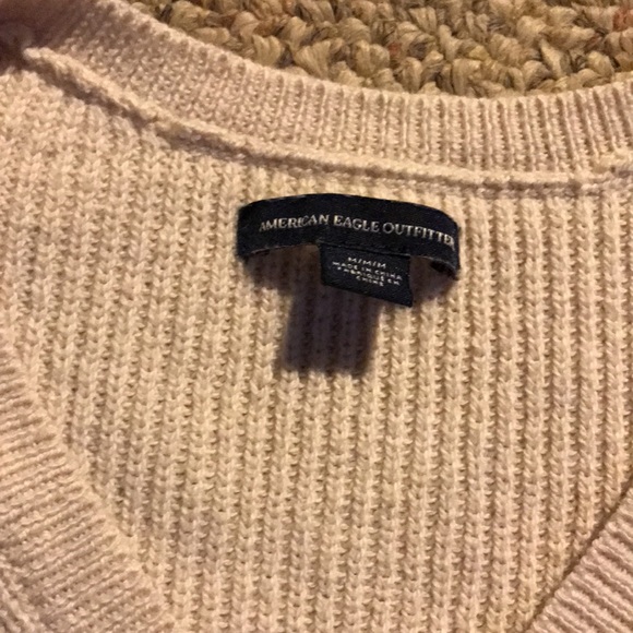 American Eagle Cream Sweater - Picture 3 of 3